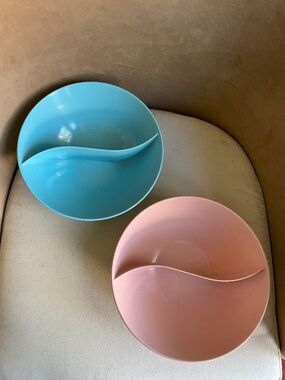 Vintage Melmac Pink and Blue Melmac dinnerware serving bowls -Set of 2!
